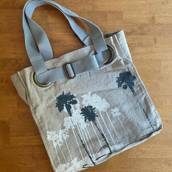 Old Navy Handbags - Vintage Old Navy palm tree tote bag